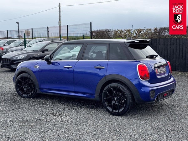 Used MINI Hatch 2018 for sale - 76260764: Photo 2