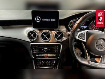 Used Mercedes-Benz GLA 2018 for sale - 76840178: Photo