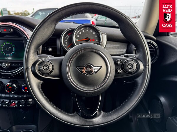 Used MINI Hatch 2018 for sale - 76359349: Photo 11