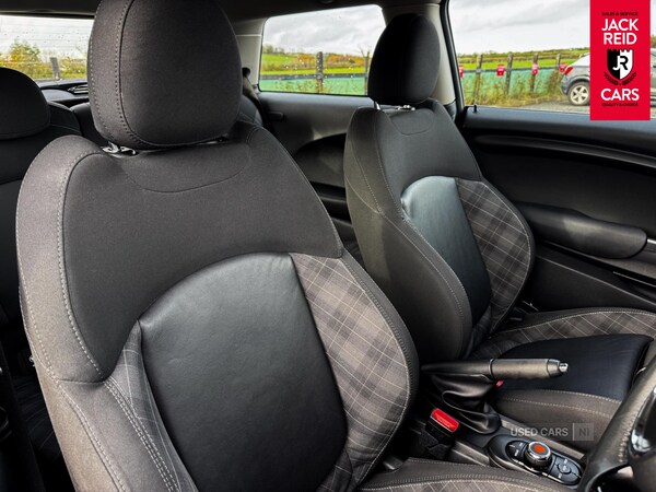 Used MINI Hatch 2018 for sale - 76359349: Photo 12