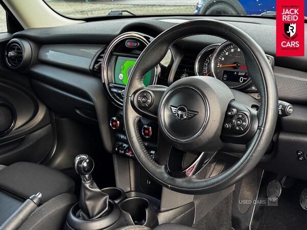 Used MINI Hatch 2018 for sale - 76359349: Photo 8