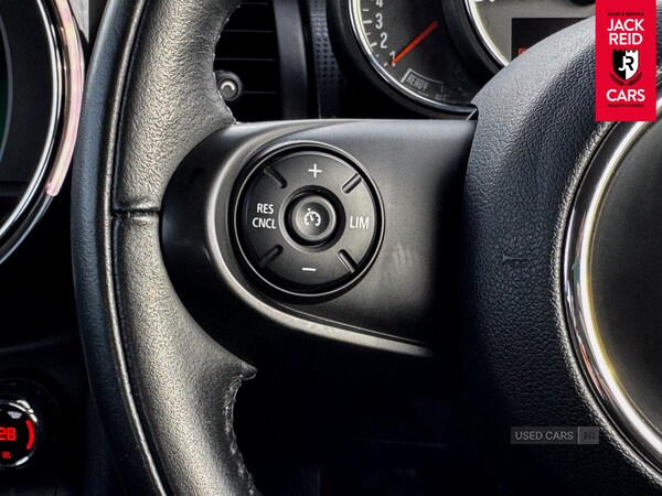 Used MINI Hatch 2018 for sale - 76359349: Photo 9