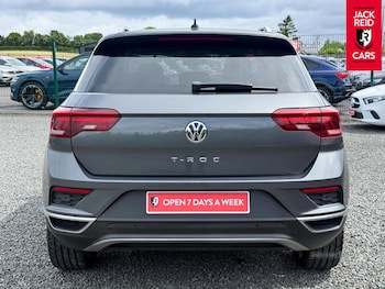 Used Volkswagen T-Roc 2018 for sale - 78810789: Photo