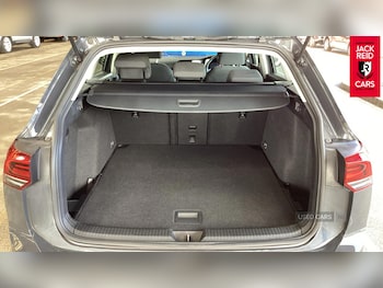 Used Volkswagen Golf 2023 for sale - 76061195: Photo 4