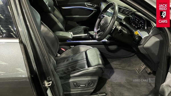 Used Audi e-tron 2021 for sale - 76914146: Photo 4