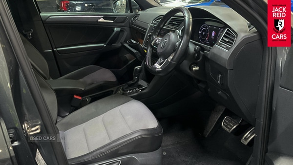 Used Volkswagen Tiguan 2017 for sale - 77372155: Photo 2