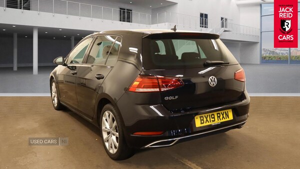 Used Volkswagen Golf 2019 for sale - 76085951: Photo 2