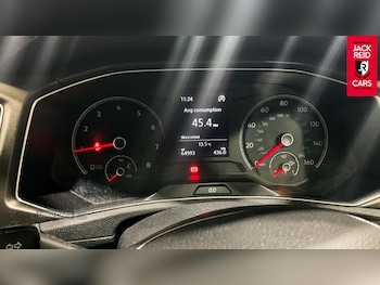 Used Volkswagen T-Roc 2018 for sale - 78245844: Photo