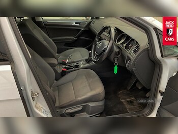 Used Volkswagen Golf 2019 for sale - 75991944: Photo
