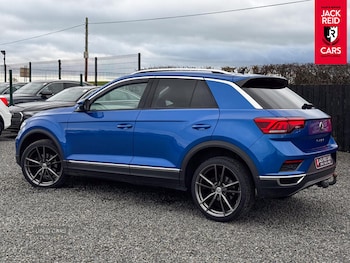 Used Volkswagen T-Roc 2018 for sale - 76419577: Photo