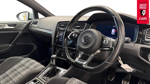 Used Volkswagen Golf 2017 for sale - 78008189: Photo 4