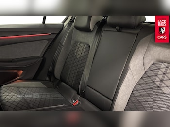 Used Volkswagen Golf 2022 for sale - 77092048: Photo