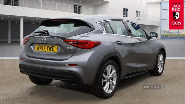 Used Infiniti Q30 2017 for sale - 76285022: Photo 3