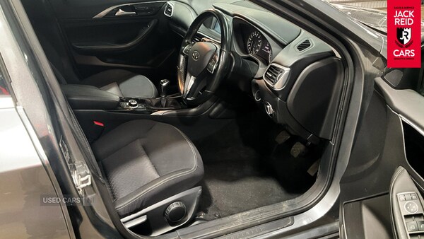 Used Infiniti Q30 2017 for sale - 76285022: Photo 4