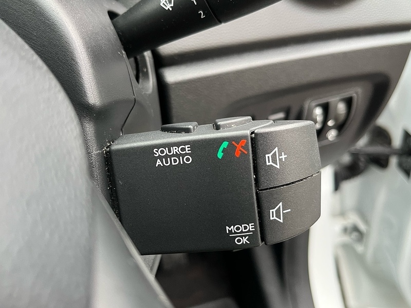 Used Renault Captur 2018 for sale - 78069582: Photo 35