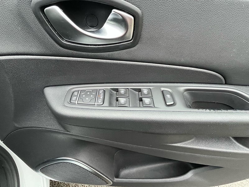 Used Renault Captur 2018 for sale - 78069582: Photo 36