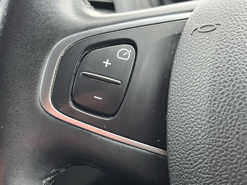 Used Renault Captur 2018 for sale - 78069582: Photo 40