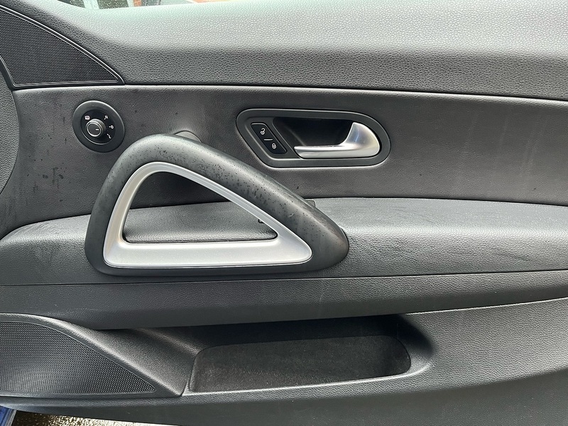 Used Volkswagen Scirocco 2017 for sale - 78069586: Photo 18