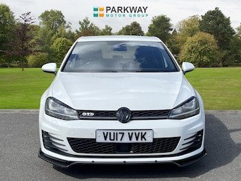 Used Volkswagen Golf 2017 for sale - 78228308: Photo
