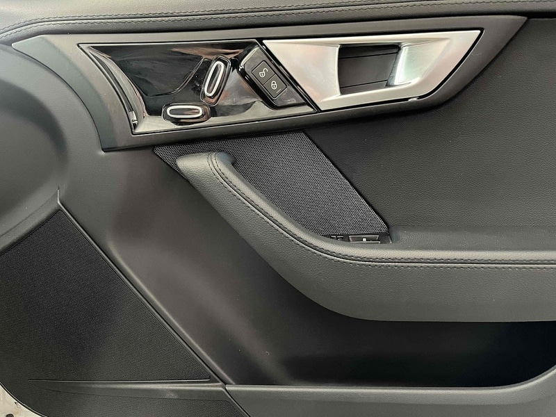 Used Jaguar F-Type 2014 for sale - 78069542: Photo 25