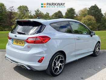 Used Ford Fiesta 2018 for sale - 78620174: Photo
