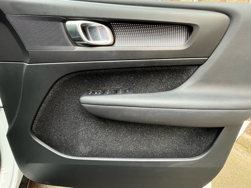 Used Volvo XC40 2018 for sale - 78069591: Photo 17