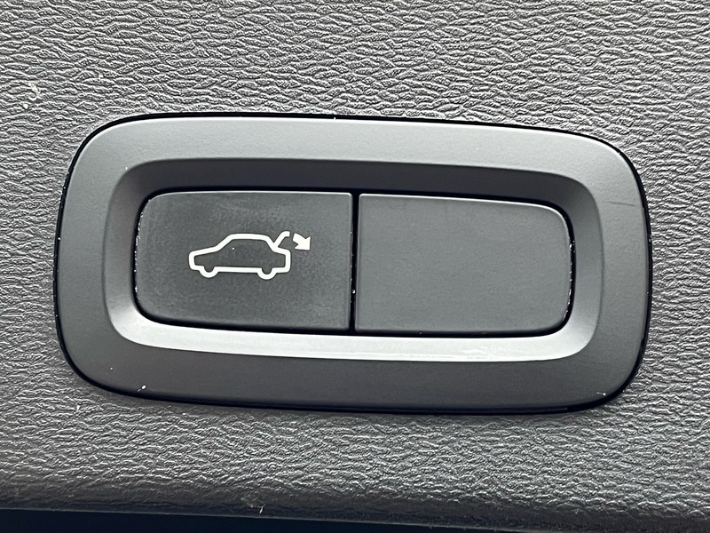 Used Volvo XC40 2018 for sale - 78069591: Photo 20