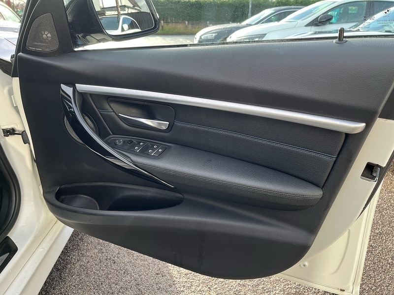 Used BMW 3 Series 2018 for sale - 78069552: Photo 31