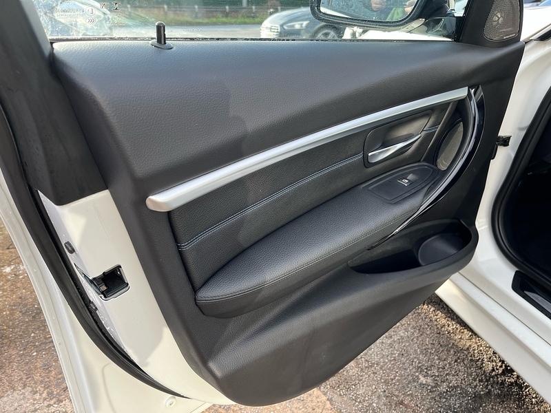 Used BMW 3 Series 2018 for sale - 78069552: Photo 38