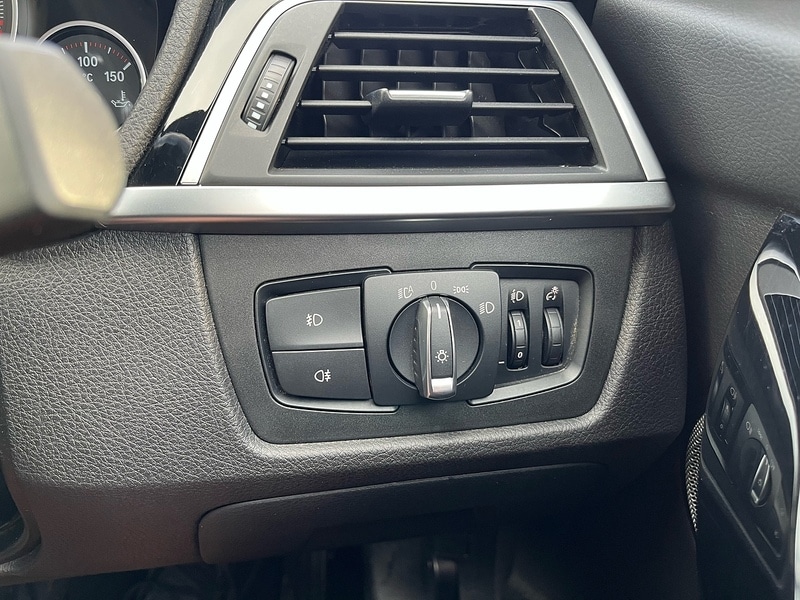 Used BMW 3 Series 2018 for sale - 78069552: Photo 56