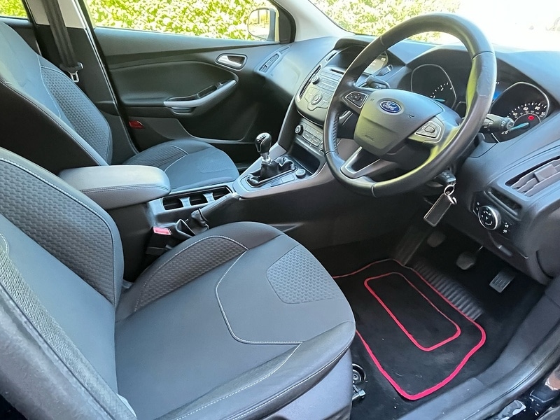 Used Ford Focus 2015 for sale - 78069555: Photo 10