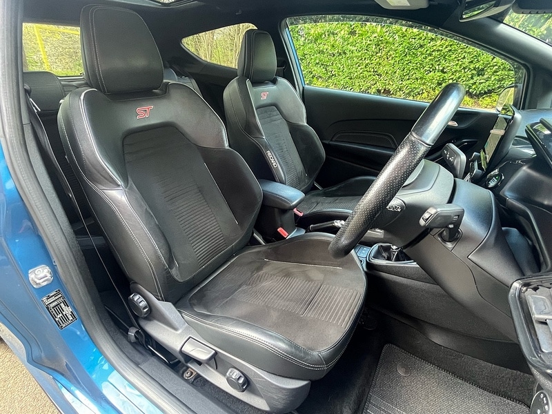 Used Ford Fiesta 2018 for sale - 78104064: Photo 27