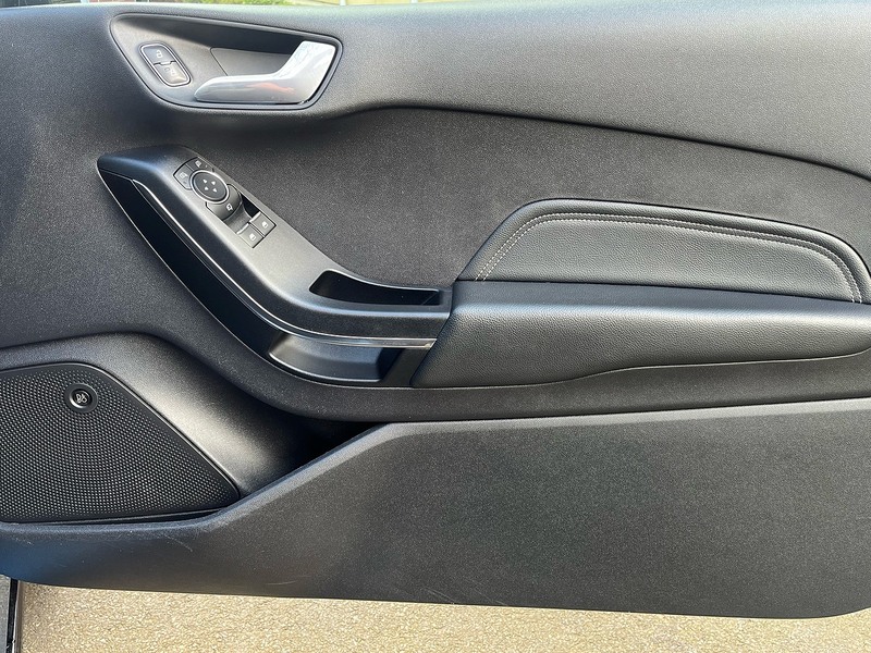 Used Ford Fiesta 2018 for sale - 78104064: Photo 28