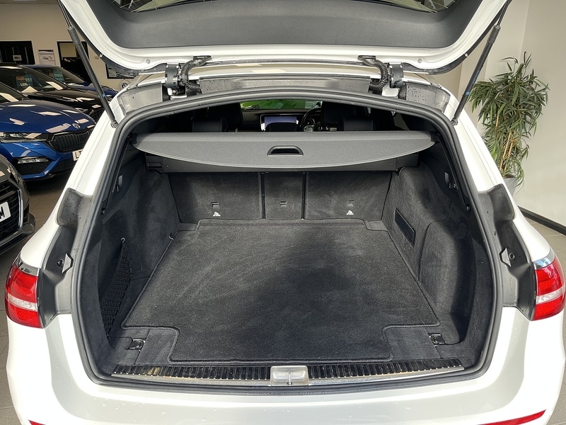 Used Mercedes-Benz E Class 2018 for sale - 78069547: Photo 31