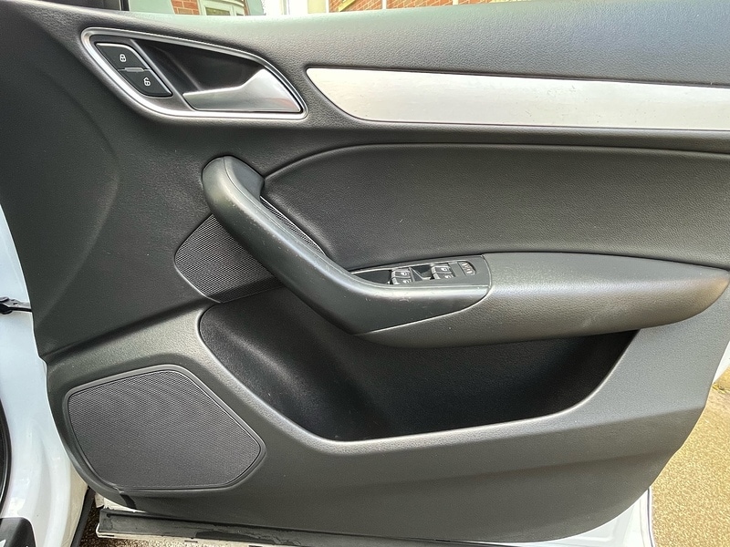 Used Audi Q3 2013 for sale - 78069561: Photo 17