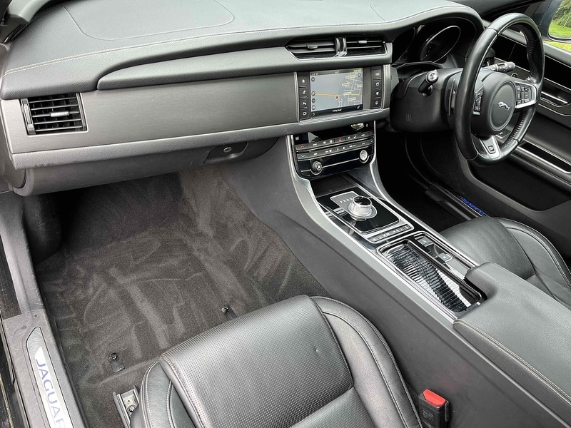 Used Jaguar XF 2015 for sale - 78069571: Photo 16