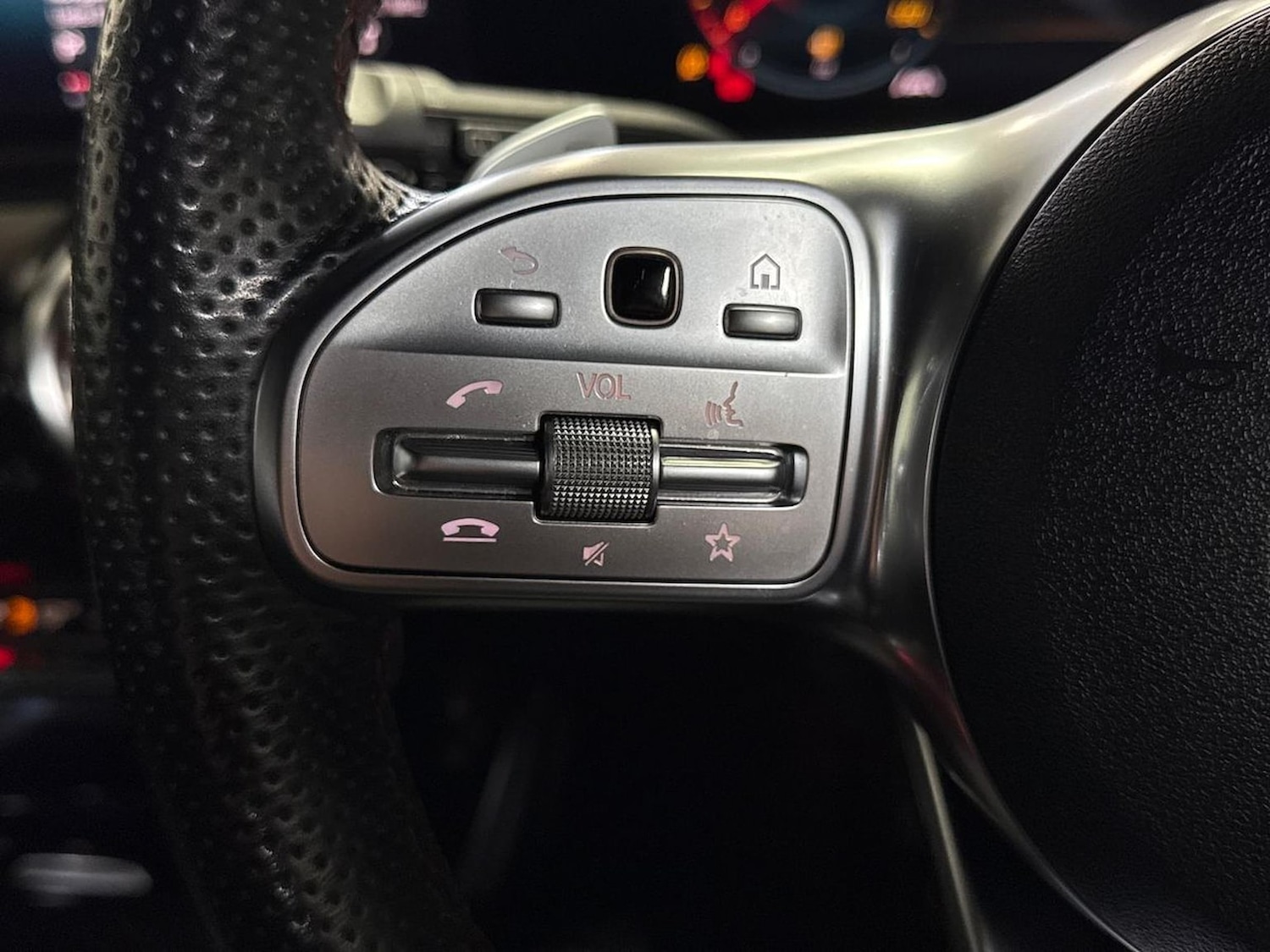 Used Mercedes-Benz A-Class 2018 for sale - 77077954: Photo 24