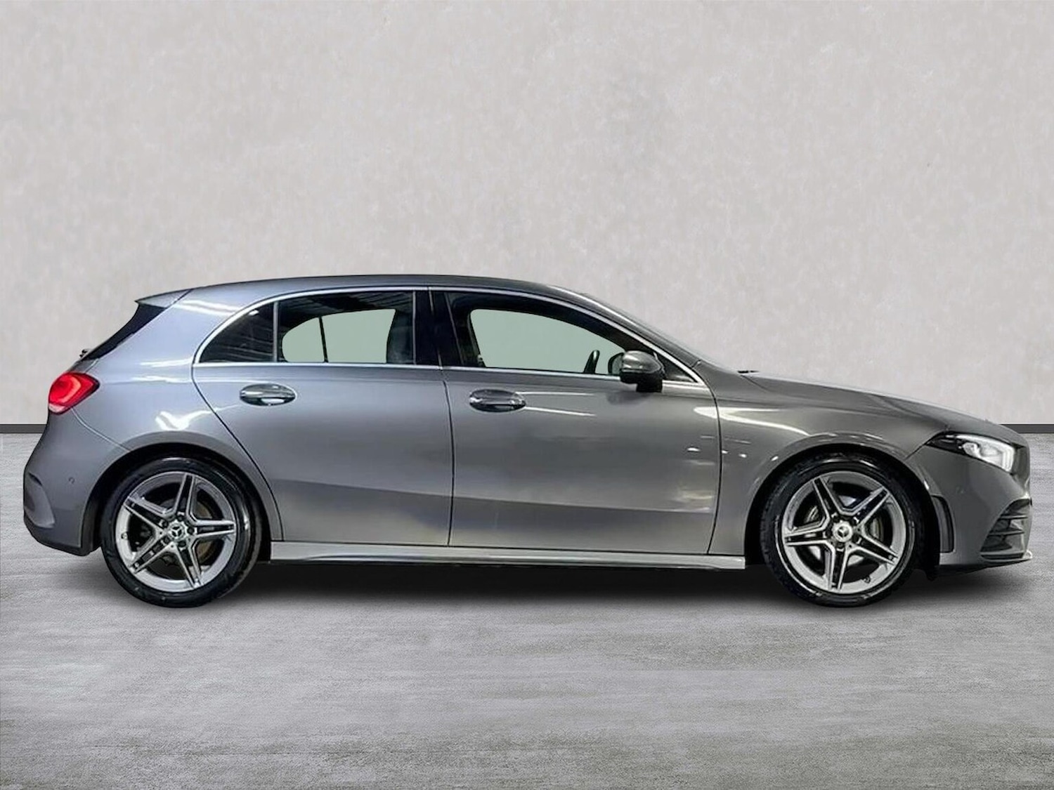 Used Mercedes-Benz A-Class 2018 for sale - 77077954: Photo 3