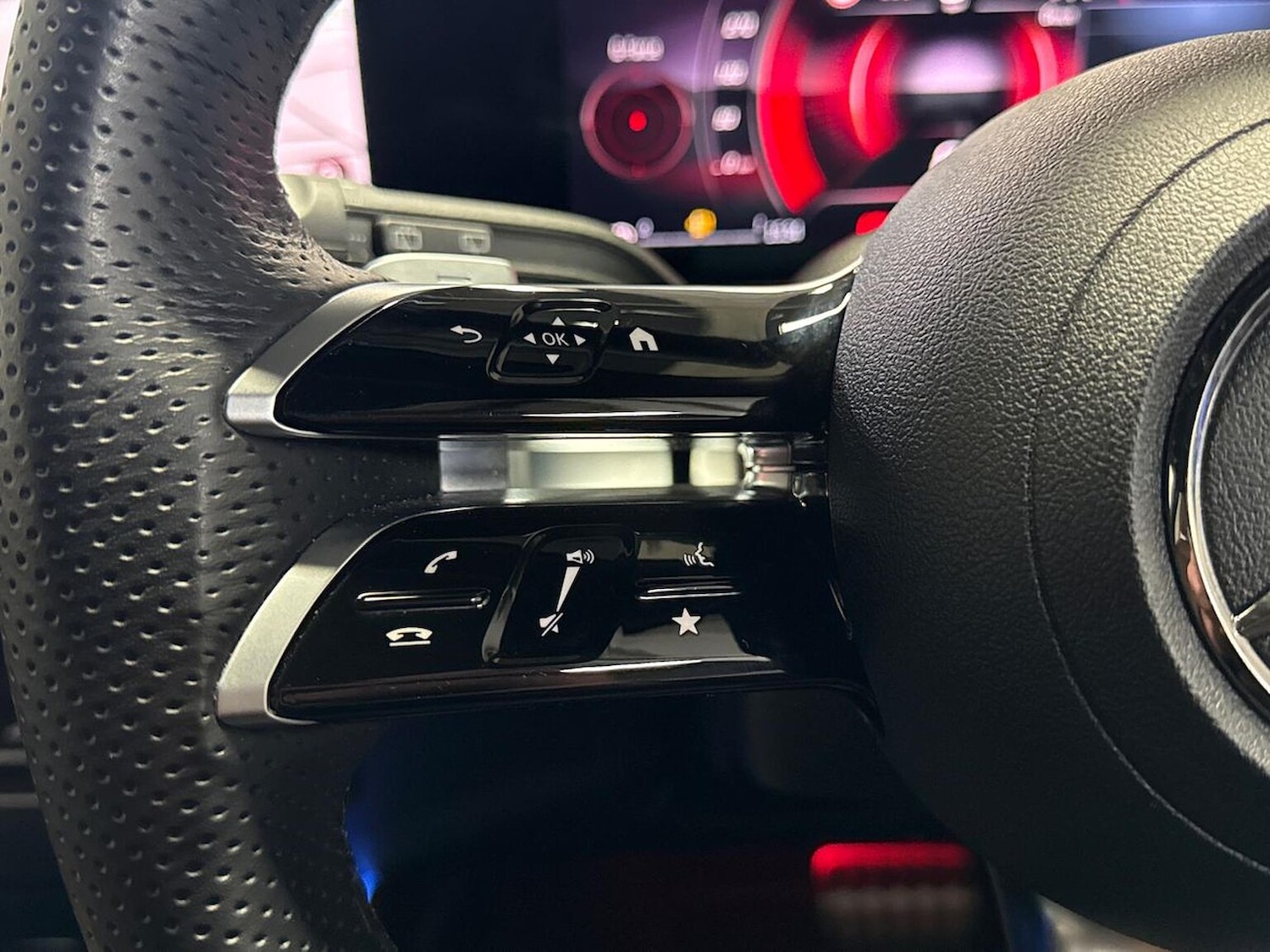 Used Mercedes-Benz GLB 2025 for sale - 76884996: Photo 24