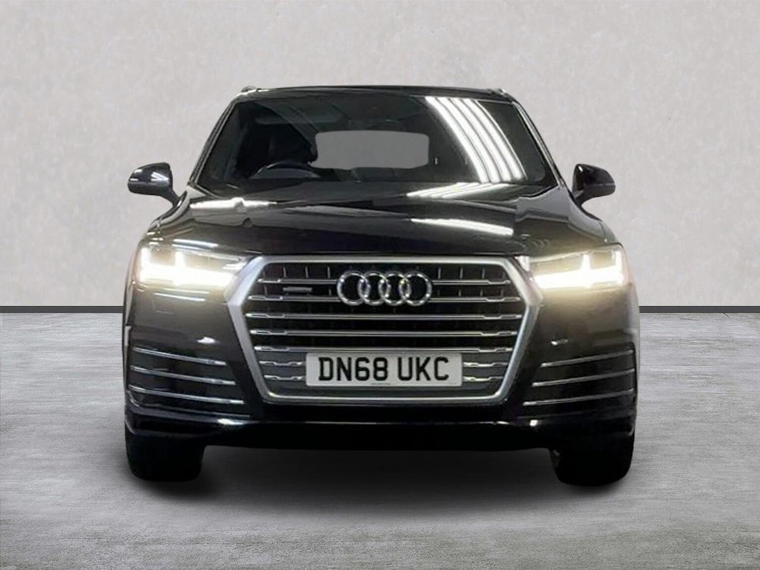 Used Audi Q7 2018 for sale - 77668700: Photo 5