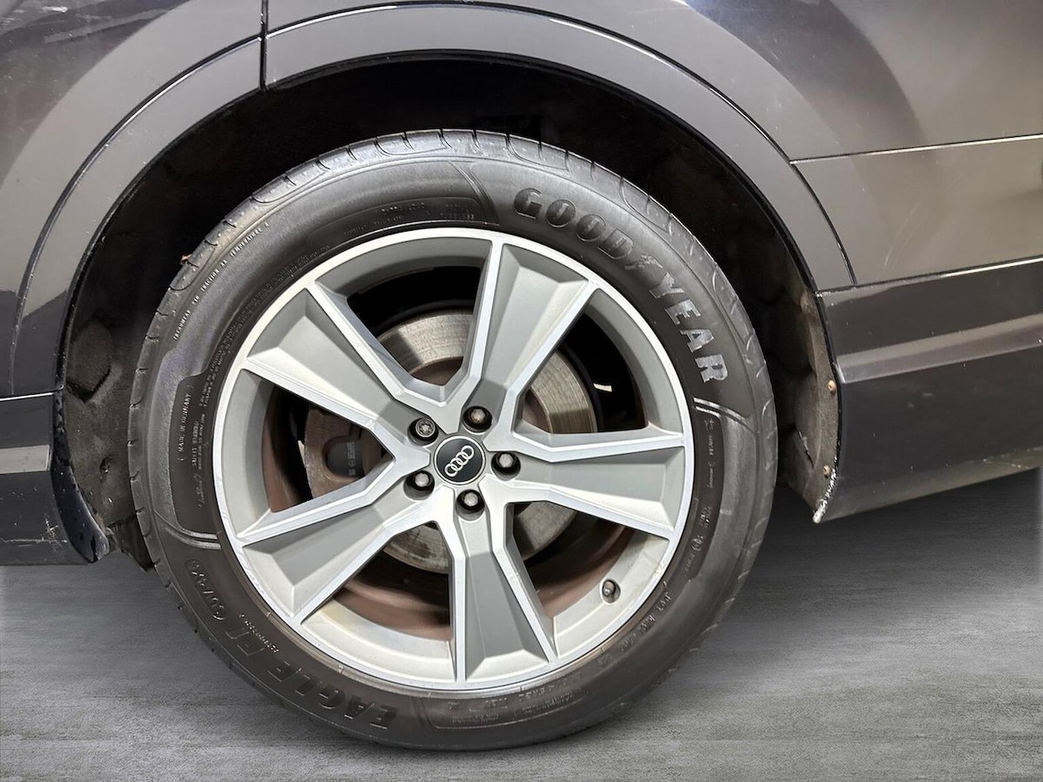 Used Audi Q7 2018 for sale - 77668700: Photo 6