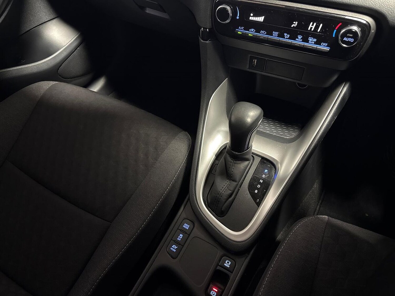 Used Toyota Yaris 2022 for sale - 77489314: Photo 13