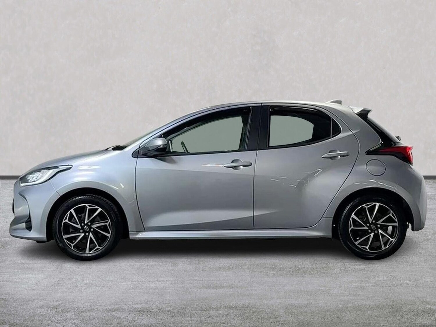 Used Toyota Yaris 2022 for sale - 77489314: Photo 19