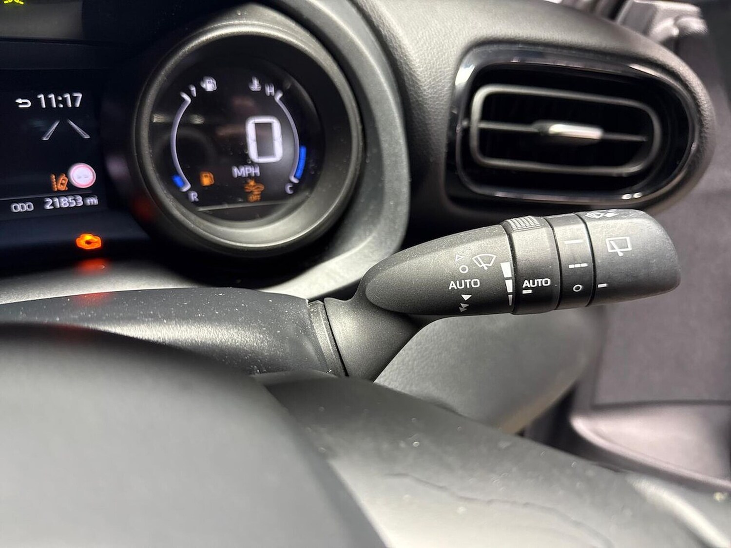 Used Toyota Yaris 2022 for sale - 77489314: Photo 26