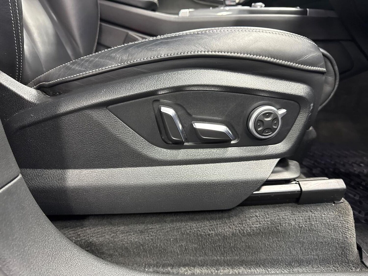 Used Audi Q7 2019 for sale - 76628139: Photo 30