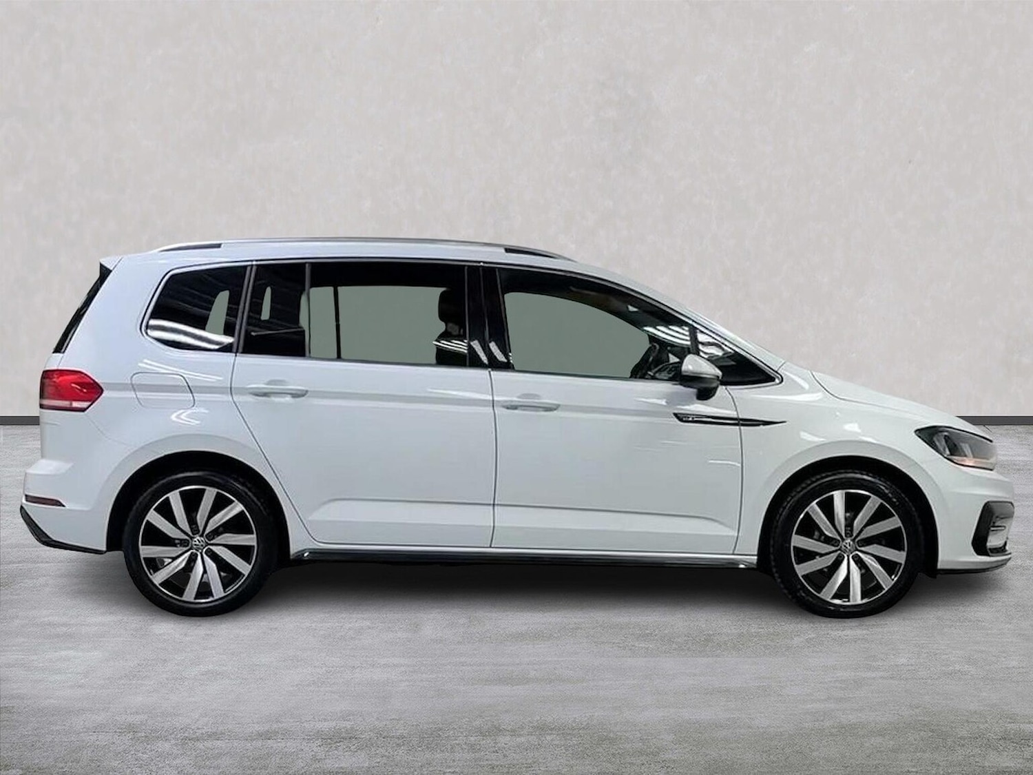 Used Volkswagen Touran 2020 for sale - 78191894: Photo 5