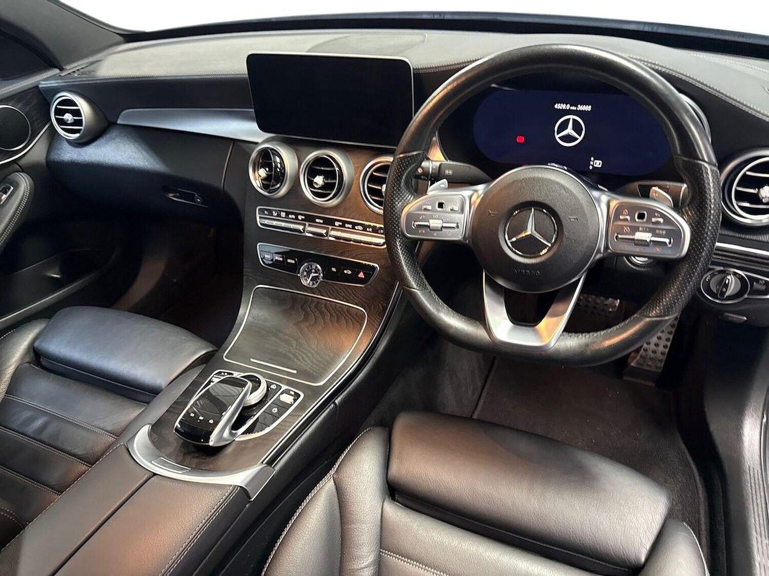 Used Mercedes-Benz C Class 2021 for sale - 76352460: Photo 15