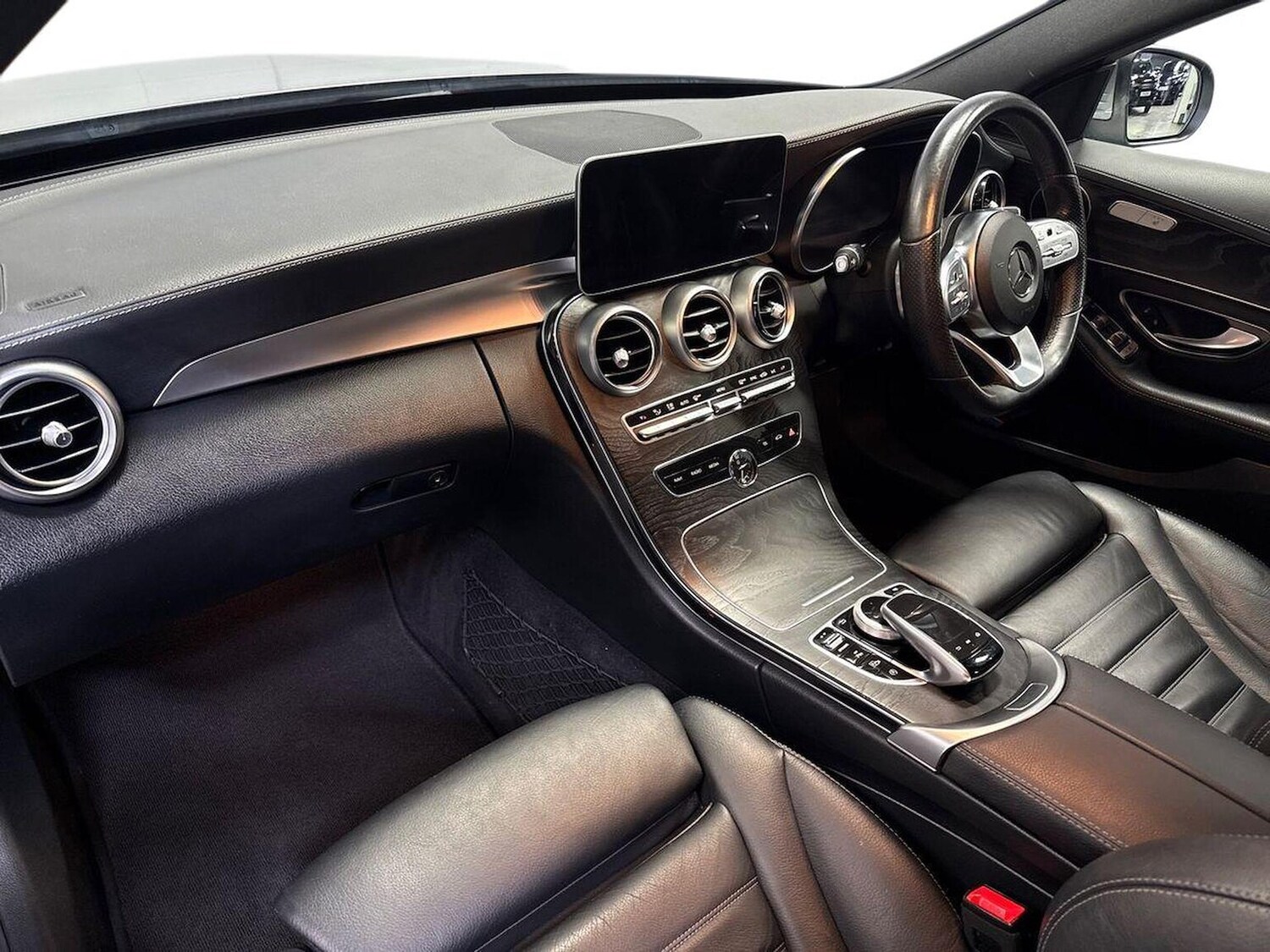 Used Mercedes-Benz C Class 2021 for sale - 76352460: Photo 7