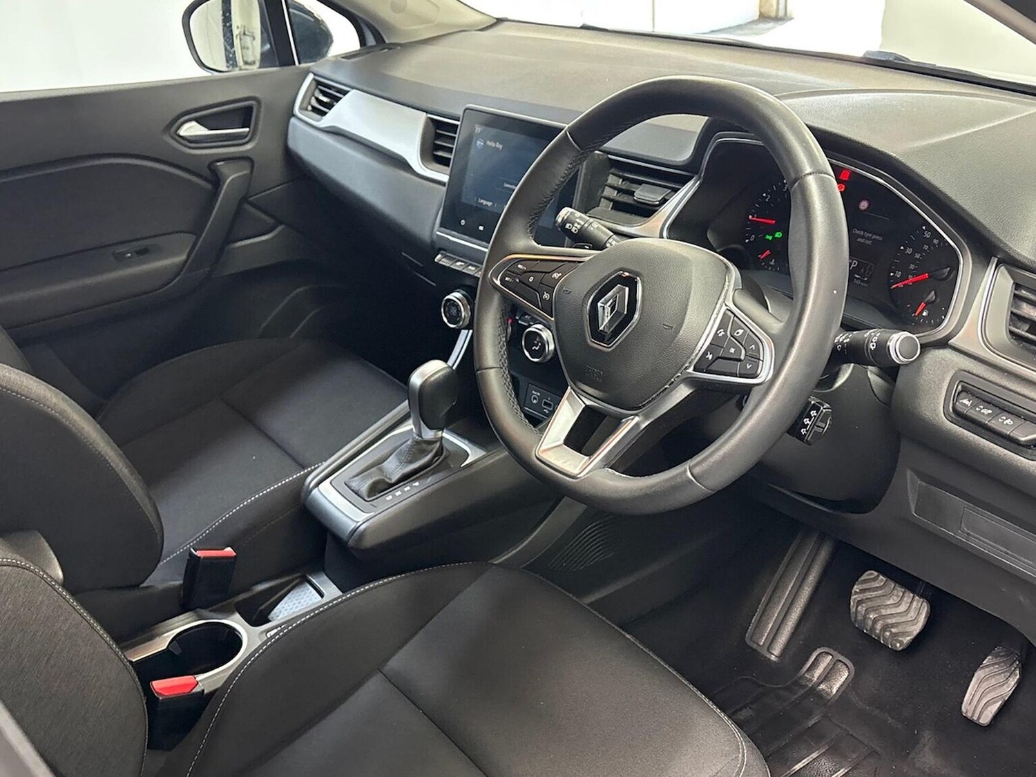 Used Renault Captur 2020 for sale - 77487856: Photo 15