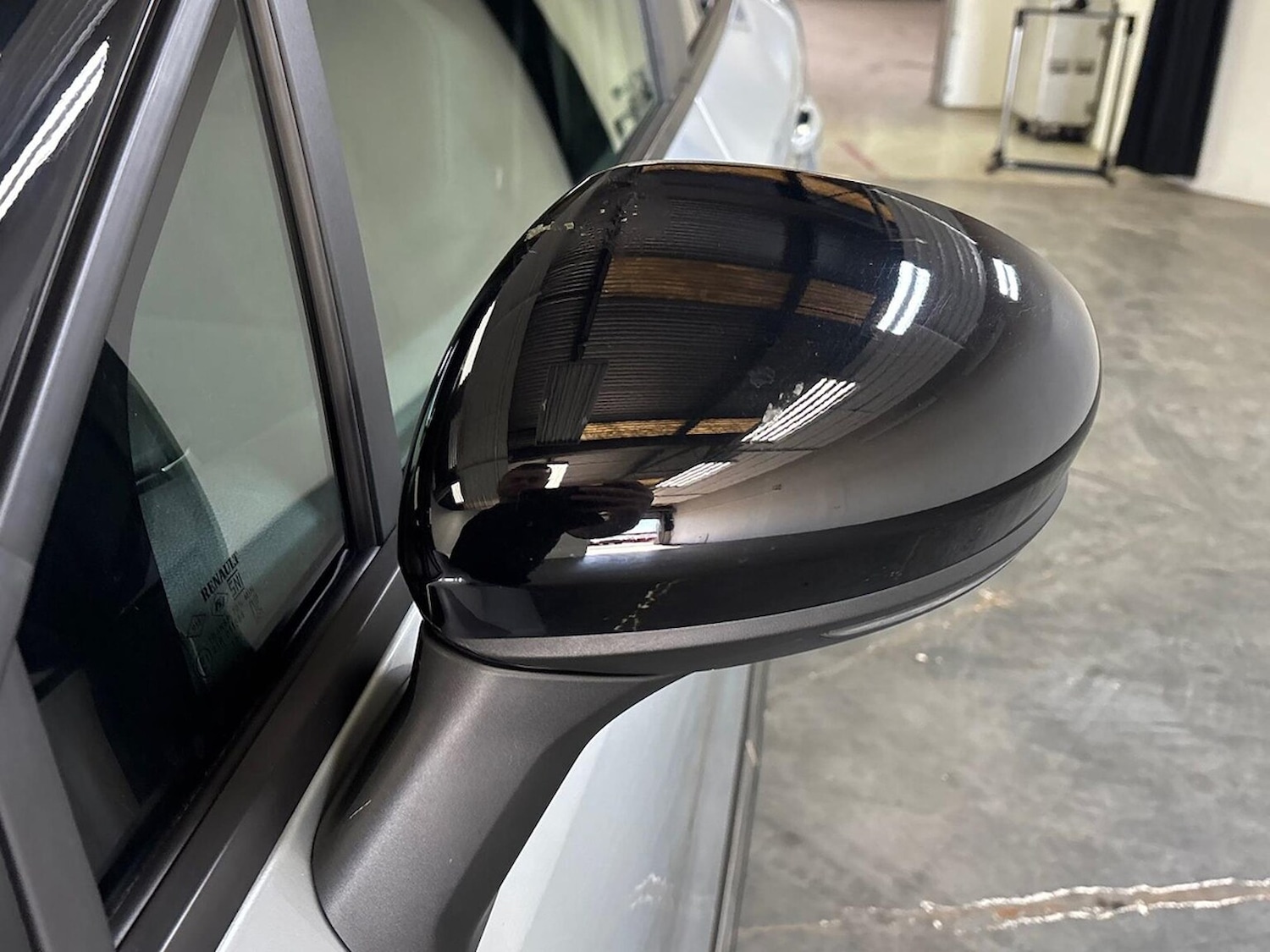 Used Renault Captur 2020 for sale - 77487856: Photo 30